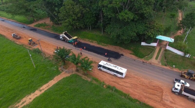 Obras de pavimentação asfáltica avançam na RO-135